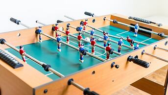 The Rose 5 Bedroom Cabin by RedAwning