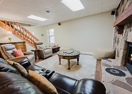 The Rose 5 Bedroom Cabin by RedAwning