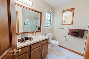 The Rose 5 Bedroom Cabin by RedAwning