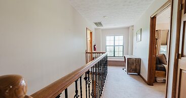 The Rose 5 Bedroom Cabin by RedAwning