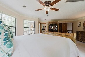 The Rose 5 Bedroom Cabin by RedAwning