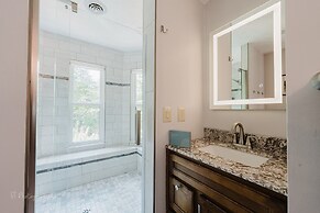 The Rose 5 Bedroom Cabin by RedAwning