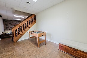 The Rose 5 Bedroom Cabin by RedAwning