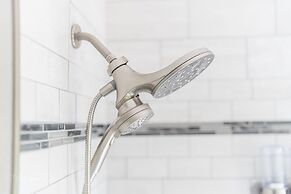 The Rose 5 Bedroom Cabin by RedAwning