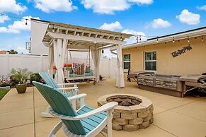 531 Nf 2 Bedroom Home by RedAwning