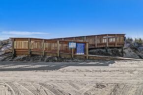 531 Nf 2 Bedroom Home by RedAwning