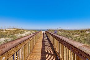 531 Nf 2 Bedroom Home by RedAwning