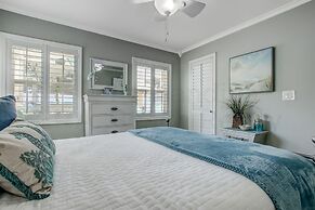 531 Nf 2 Bedroom Home by RedAwning