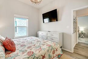 Turtle Cove 3 Bedroom Home by RedAwning