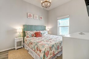 Turtle Cove 3 Bedroom Home by RedAwning