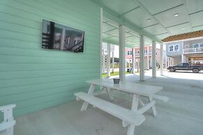 Turtle Cove 3 Bedroom Home by RedAwning