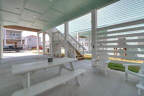 Turtle Cove 3 Bedroom Home by RedAwning