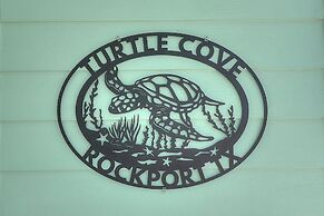 Turtle Cove 3 Bedroom Home by RedAwning