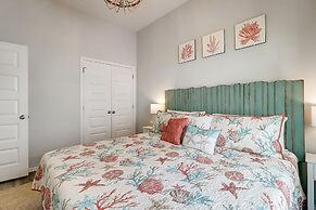 Turtle Cove 3 Bedroom Home by RedAwning