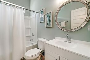 Turtle Cove 3 Bedroom Home by RedAwning