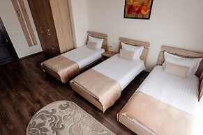 Aparthotel Punct pe i
