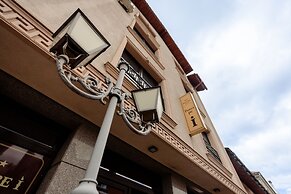 Aparthotel Punct pe i