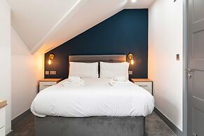 Charnwood Street Apartments