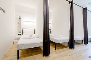 RadZone Hostel