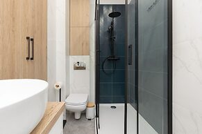 Atmospheric Apartment Walicow by Renters