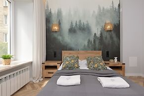 Atmospheric Apartment Walicow by Renters