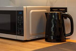 Atmospheric Apartment Walicow by Renters