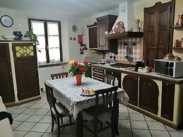 Antica Dimora Stay in Langa Like at Home