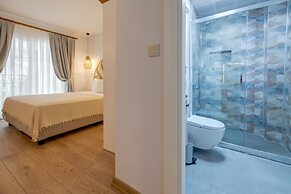 NAVALİA BEACH HOMES