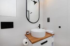 Gdynia Apartment 3 Maja by Renters