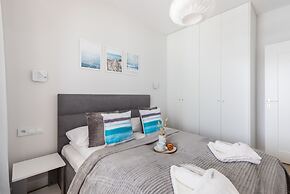 Polanki Aqua by Renters Prestige