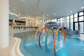 Polanki Aqua by Renters Prestige