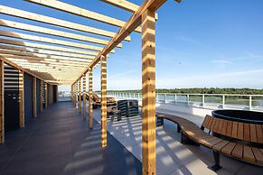 Polanki Aqua by Renters Prestige