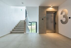 Polanki Aqua by Renters Prestige