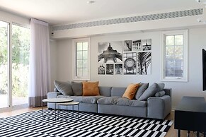Gorgeous Mansion by Caesarea's Greatest Beach-hosted by Sweetstay