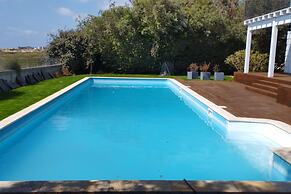 Gorgeous Mansion by Caesarea's Greatest Beach-hosted by Sweetstay