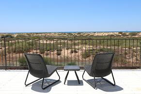Gorgeous Mansion by Caesarea's Greatest Beach-hosted by Sweetstay