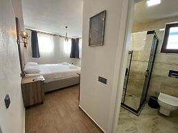 Tinos Otel & Bağ Evi (+12 Yaş)