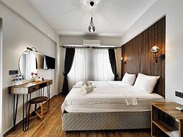 Tinos Otel & Bağ Evi (+12 Yaş)