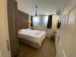 Tinos Otel & Bağ Evi (+12 Yaş)