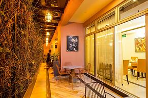 Source Of the Nile Hotel Namanve