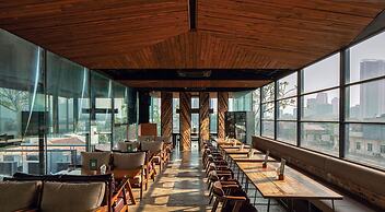 Miers Kuningan ARTOTEL Curated