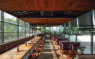 Miers Kuningan ARTOTEL Curated