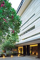 Miers Kuningan ARTOTEL Curated