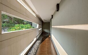 Miers Kuningan ARTOTEL Curated