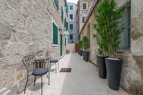 Casa Aurum - City Vibes