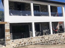 Basalt House B by Madeira Sun Travel
