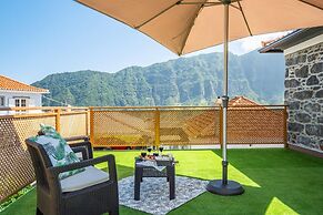 Basalt House B by Madeira Sun Travel