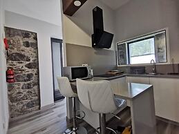 Basalt House B by Madeira Sun Travel
