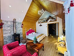 Bayan Mongolian Resort - Genghis Khan Statue