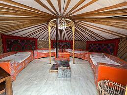 Bayan Mongolian Resort - Genghis Khan Statue